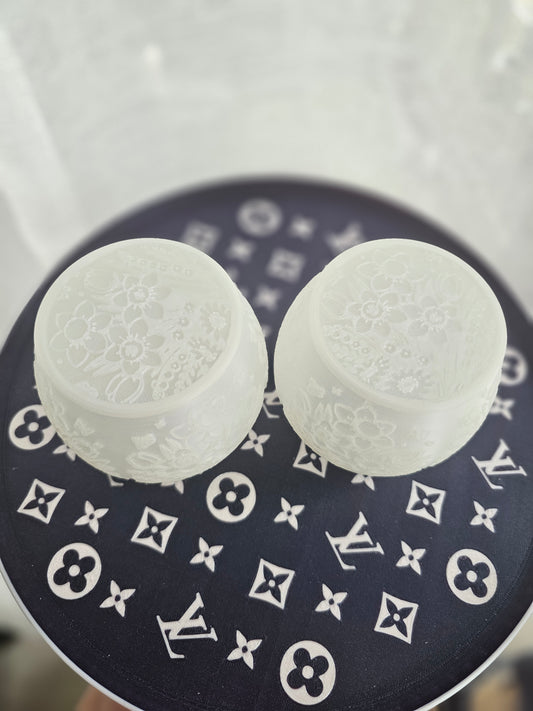 2 Candle Holder with Floral Pattern β Decorative Lantern / Decorative Candlestick