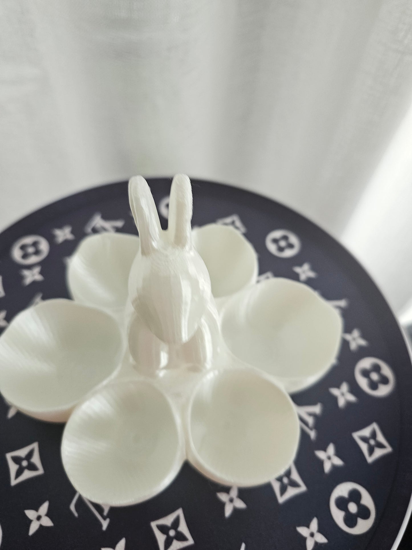 Easter Organizer with a Rabbit - Decorative Platter for Sweets, Eggs and Snacks