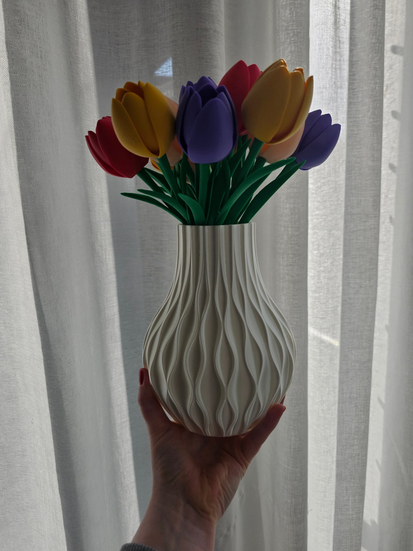 3D Printed 16 Tulips with Vase – Spring Home Decor Set | 3D Flower Bouquet