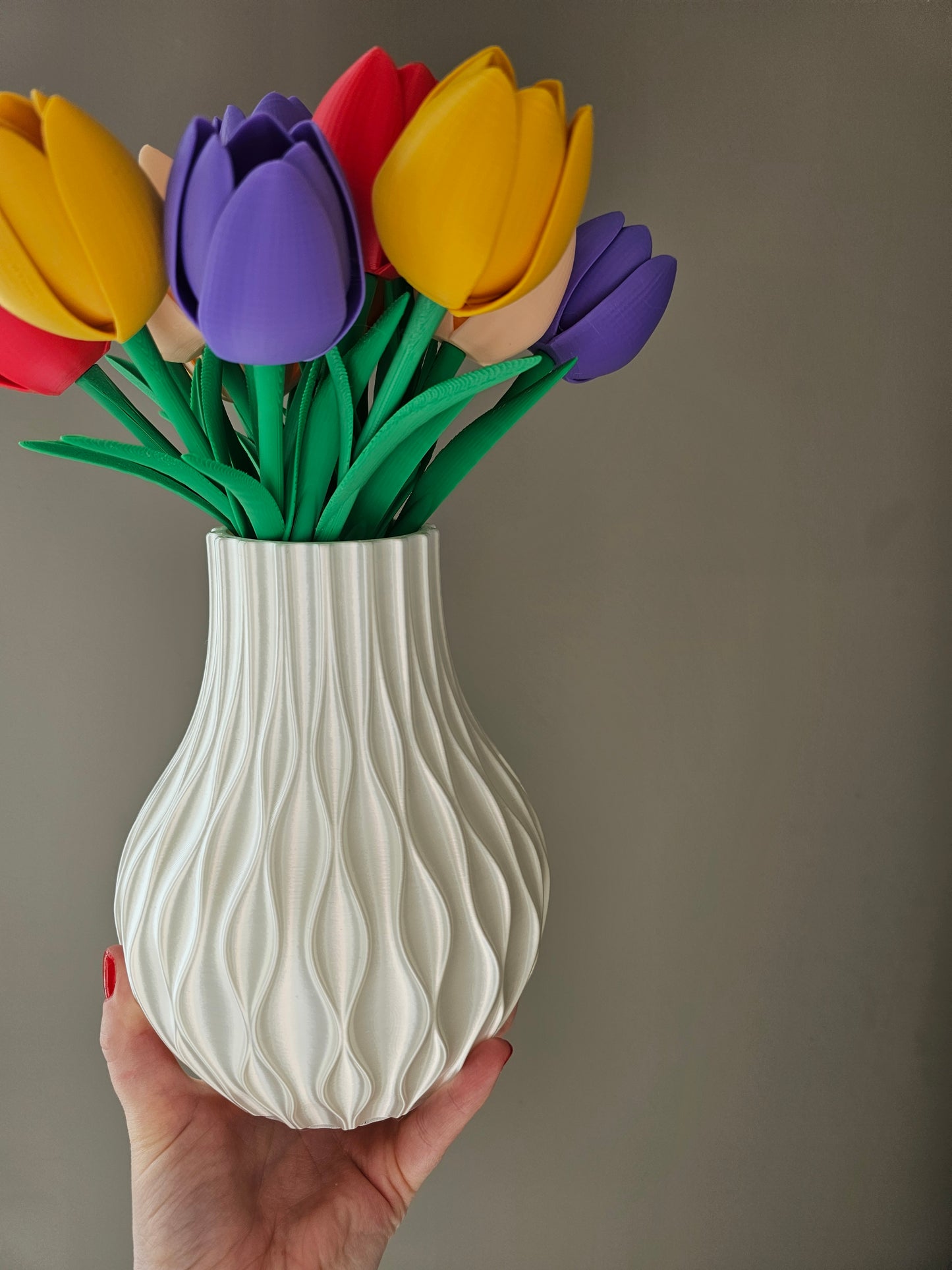 3D Printed 16 Tulips with Vase – Spring Home Decor Set | 3D Flower Bouquet