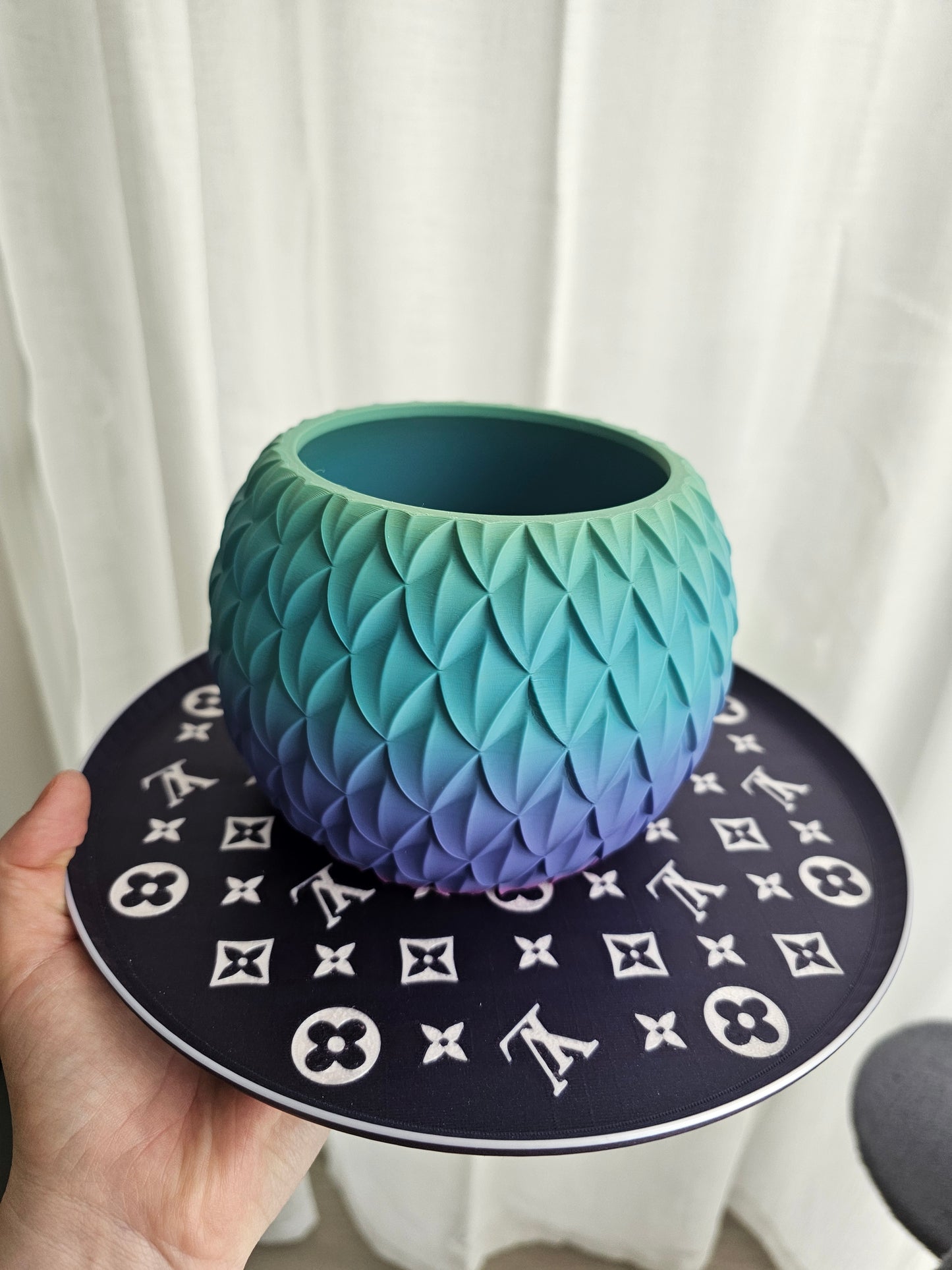 Dragon Scale Flower Pot – 3D Printed Planter with Drainage | Teal & Purple Ombre Home Decor