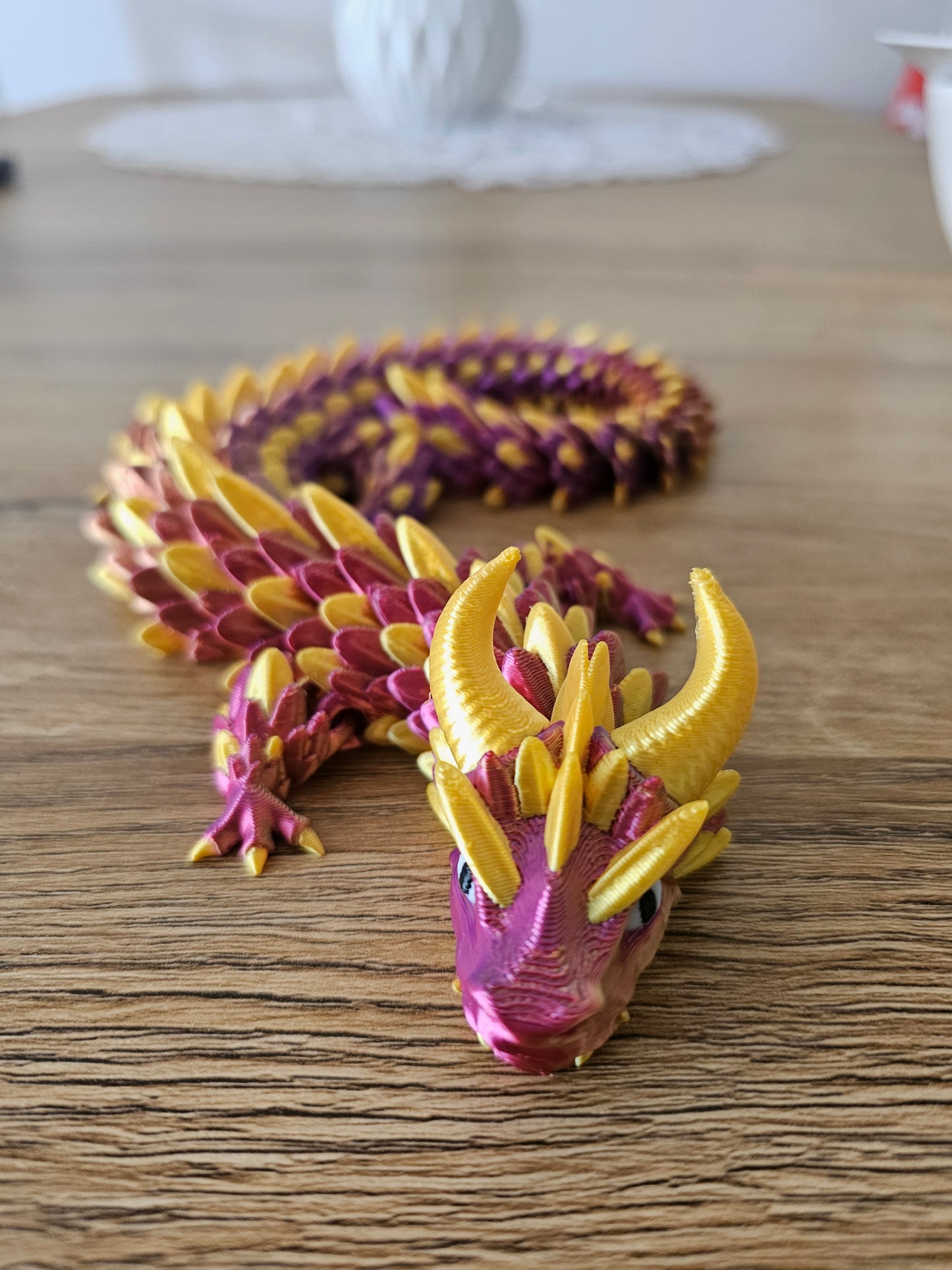 Grote beweegbare draak – 3D-geprint in paars en goud