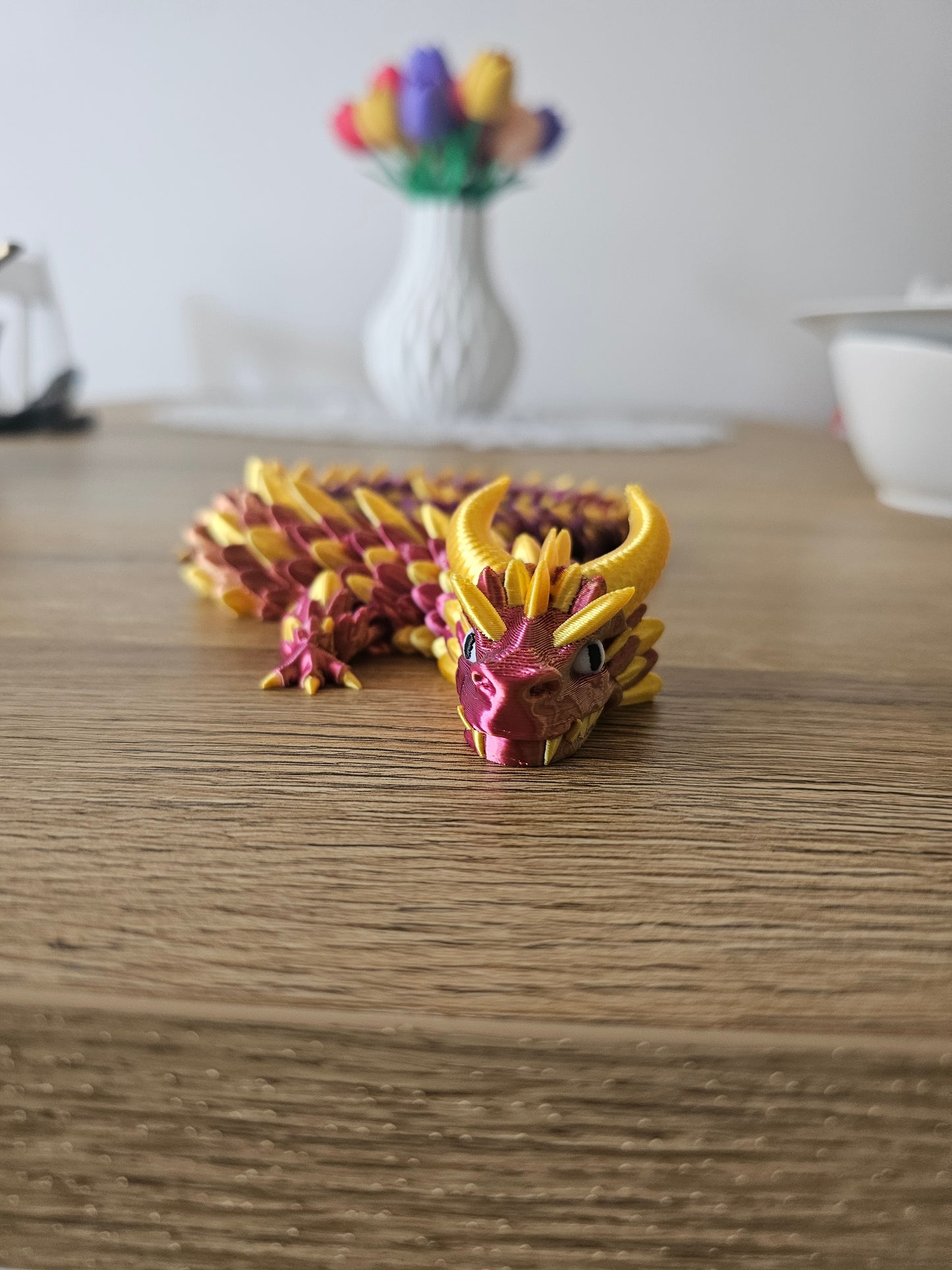 Grote beweegbare draak – 3D-geprint in paars en goud