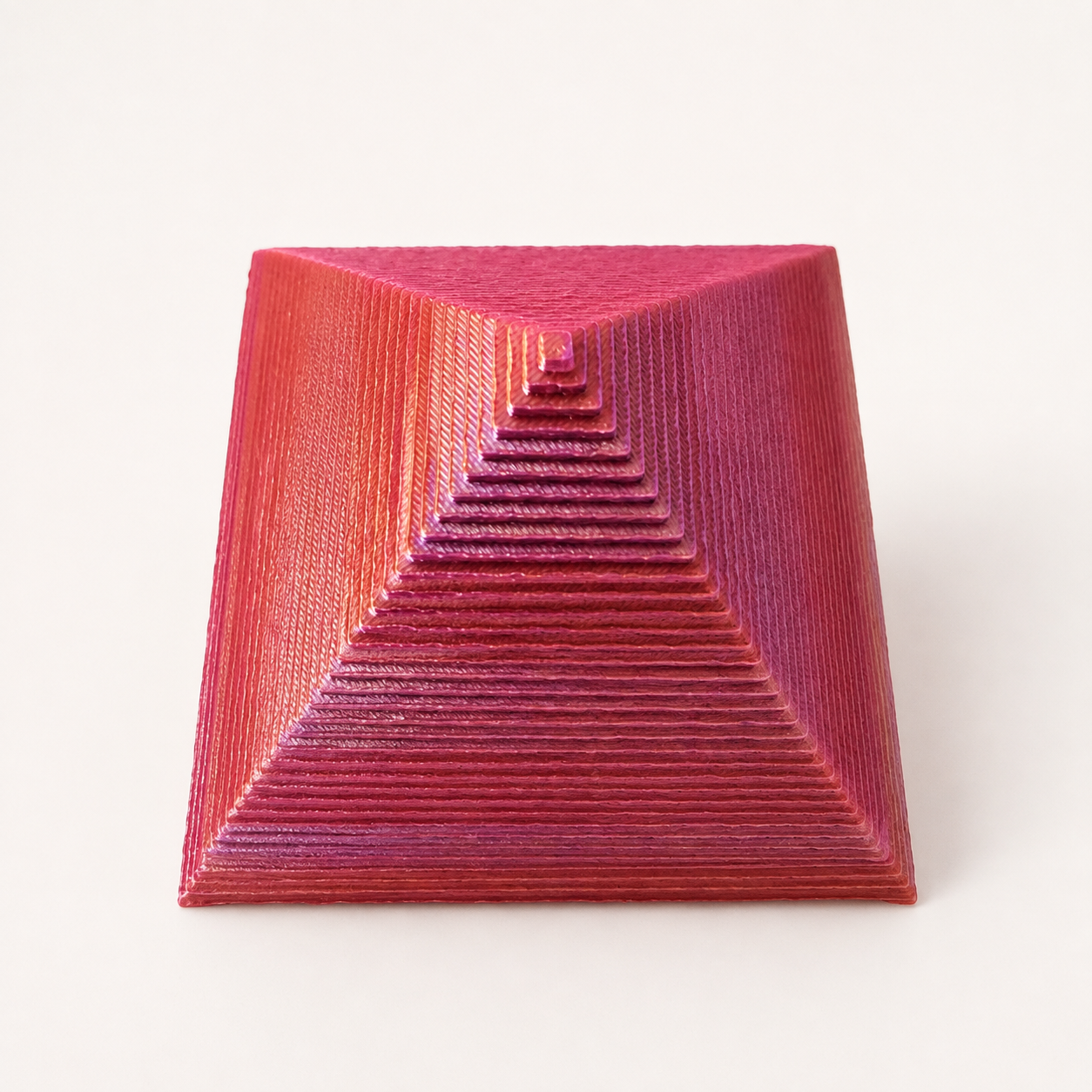 3D-geprinte Piramide Geldbox – Decoratieve Opbergdoos voor Briefgeld en Munten