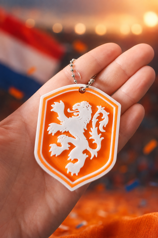 Oranje sleutelhanger met Nederlandse leeuw – 3D-geprint – Wit en oranje