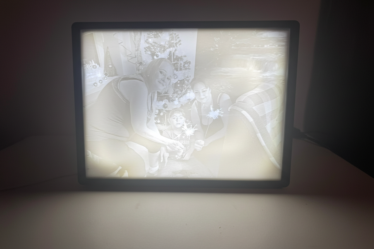 Personalized 3D Photo Frame – Custom Lithophane Gift